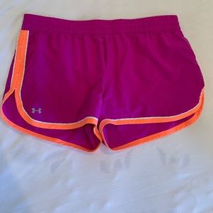 Under Armour Semi-Fitted Active Short